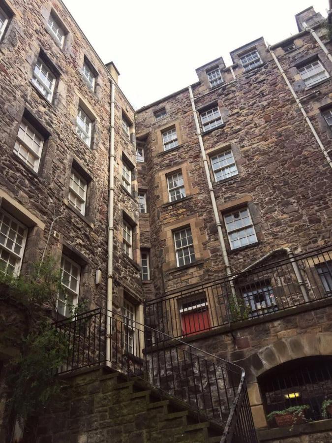 Modern Studio Apartment On Royal Mile Great For Castle Edinburgh Kültér fotó